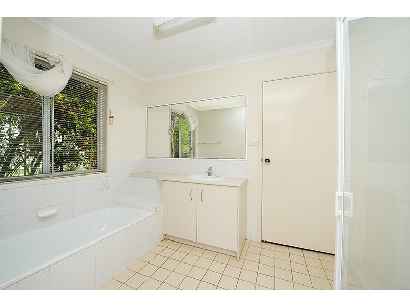 11 Arcadia Drive, Beerwah QLD 4519