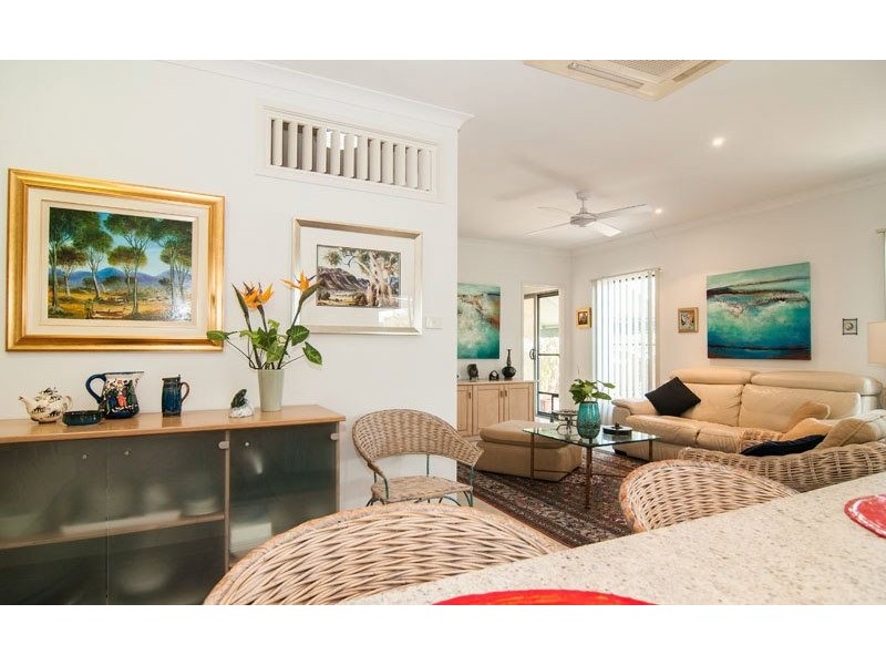 27 Caloundra Street, Landsborough QLD 4550
