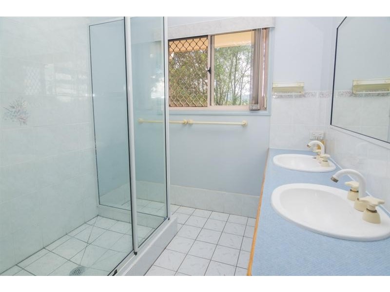 493 Cove Road, Woodford QLD 4514