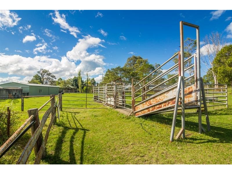 493 Cove Road, Woodford QLD 4514