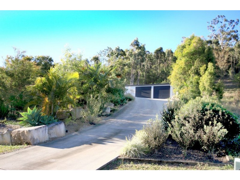 2 Bloomfield Place, Beerwah QLD 4519