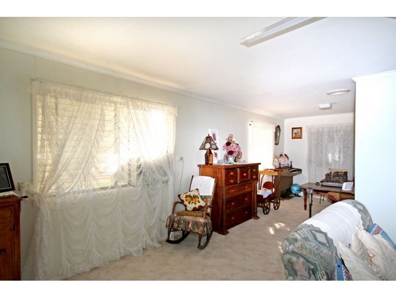 168 Coonowrin Road, Glass House Mountains QLD 4518