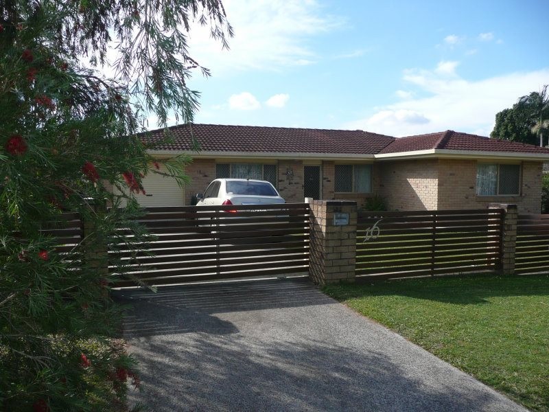 16 Tudor Court, Beerwah QLD 4519