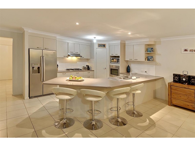 43 Endeavour Bark Drive, Glass House Mountains QLD 4518