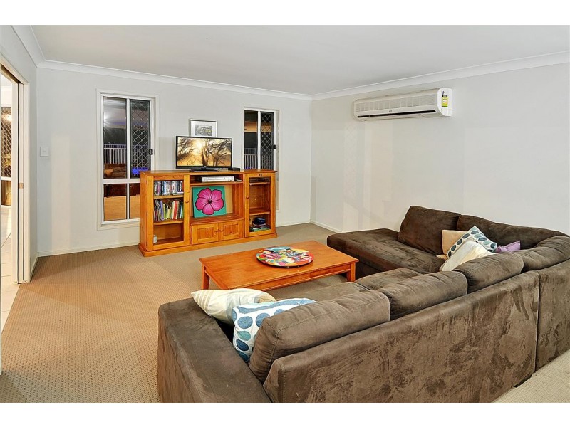43 Endeavour Bark Drive, Glass House Mountains QLD 4518
