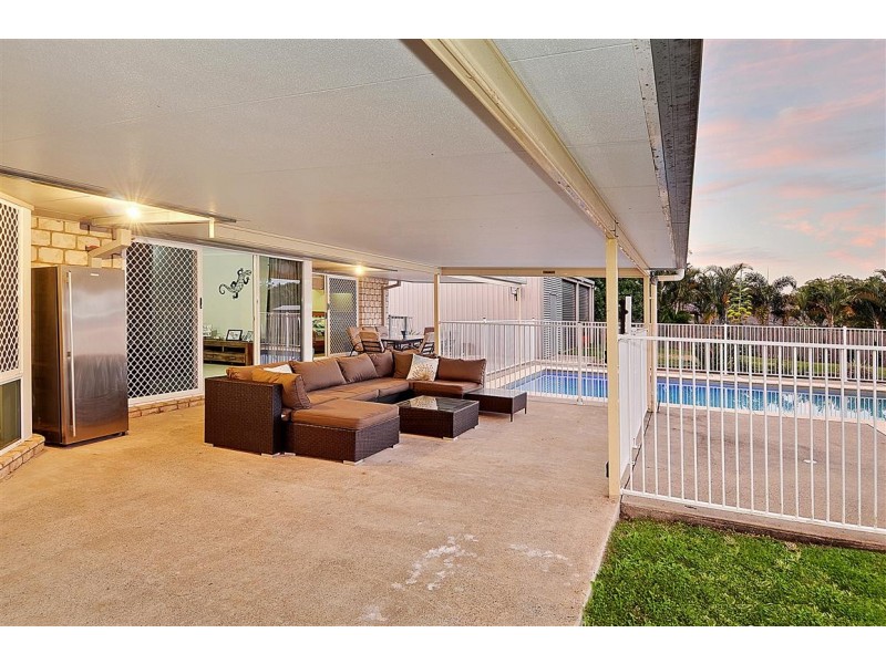 43 Endeavour Bark Drive, Glass House Mountains QLD 4518