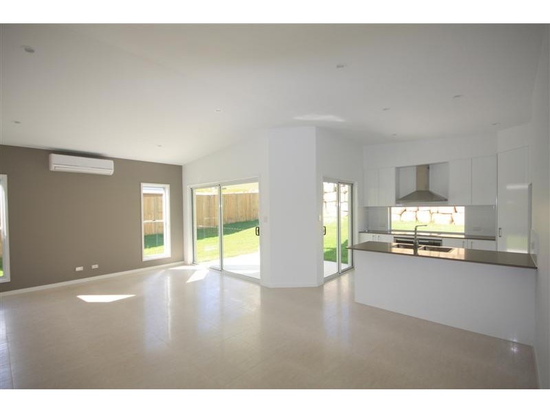 13 Jarrah Way, Landsborough QLD 4550