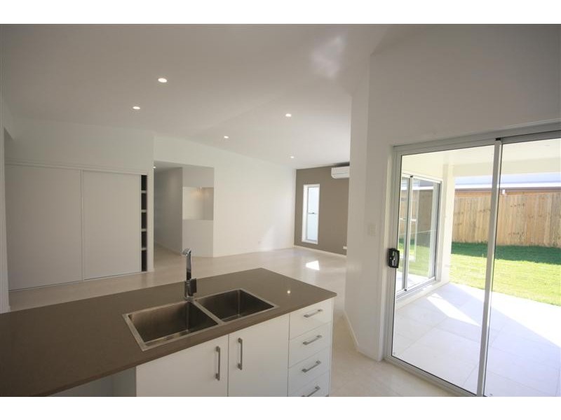 13 Jarrah Way, Landsborough QLD 4550