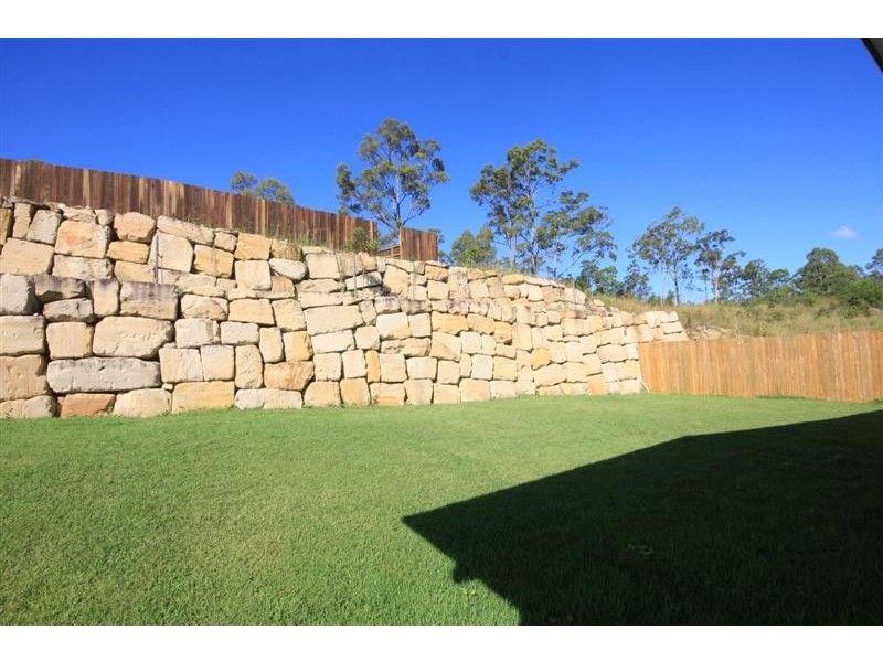 13 Jarrah Way, Landsborough QLD 4550