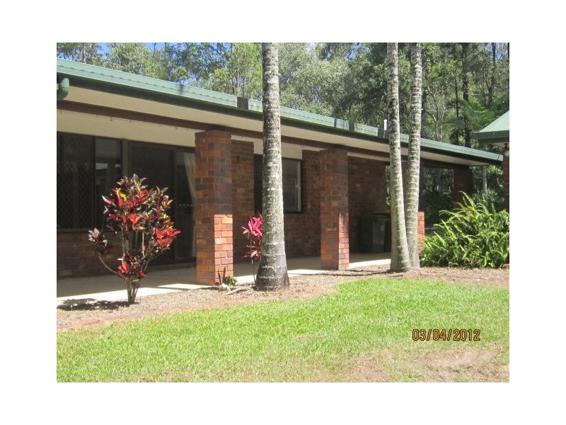 322 Coonowrin Road, Glass House Mountains QLD 4518