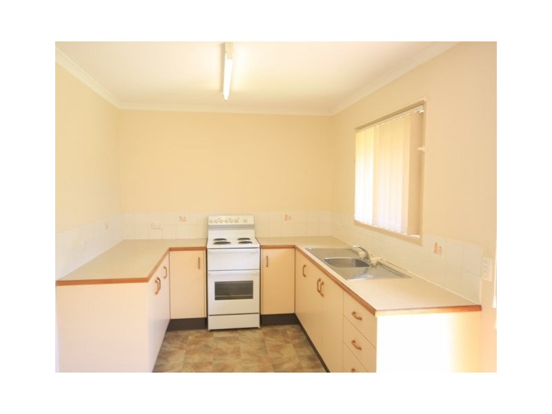 11 North Street, Beerwah QLD 4519