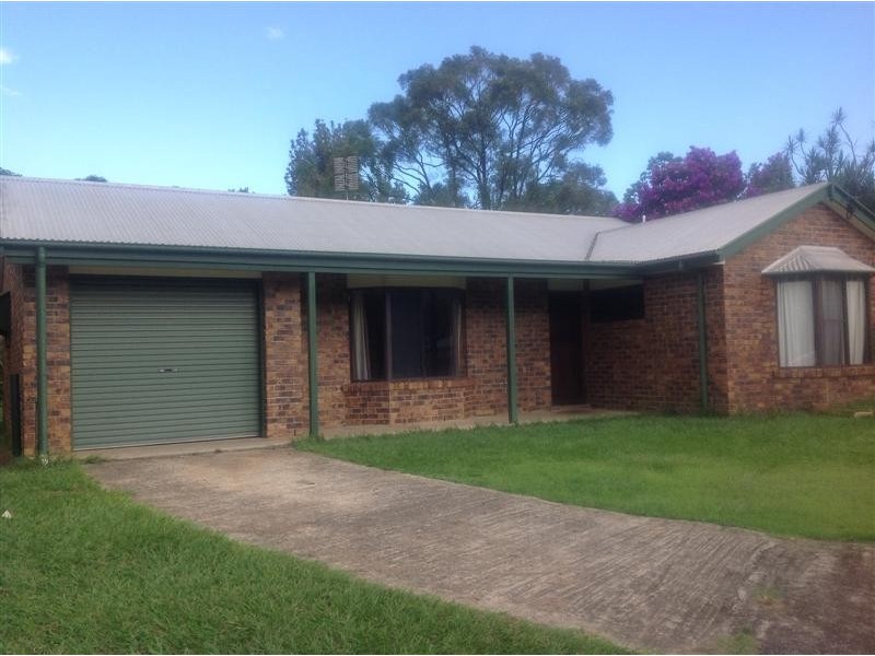 11 Coonowrin Road, Glass House Mountains QLD 4518