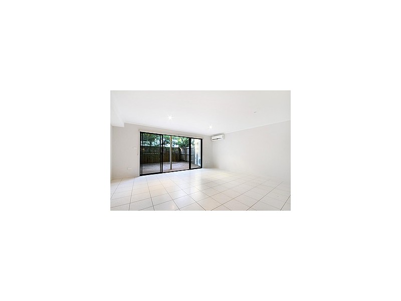 4/24 Simpson Street, Beerwah QLD 4519