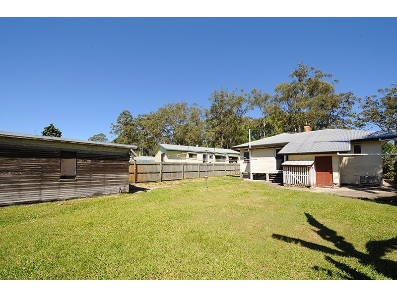 29 Beerwah Parade, Beerwah QLD 4519
