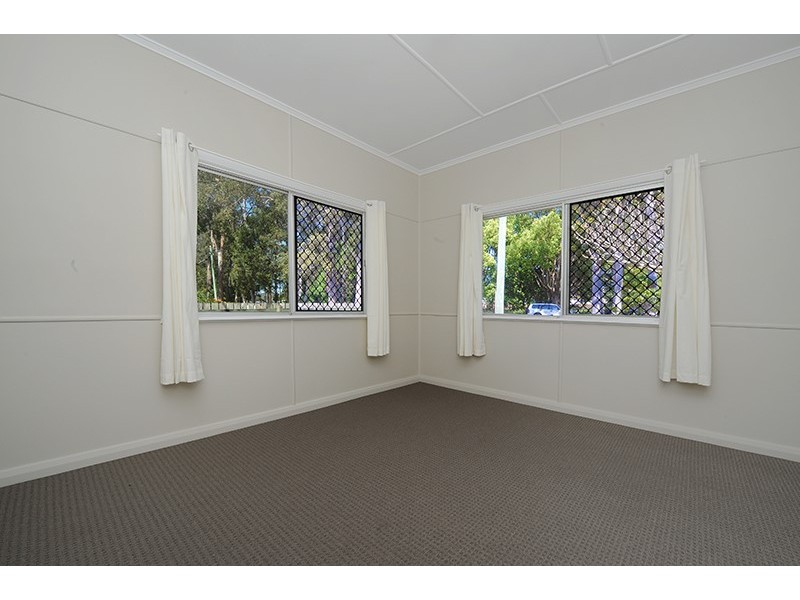29 Beerwah Parade, Beerwah QLD 4519
