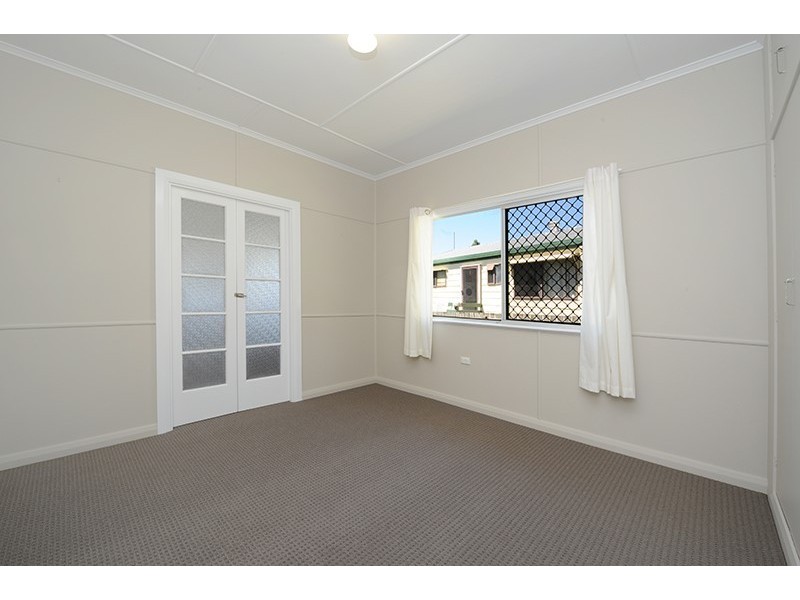 29 Beerwah Parade, Beerwah QLD 4519