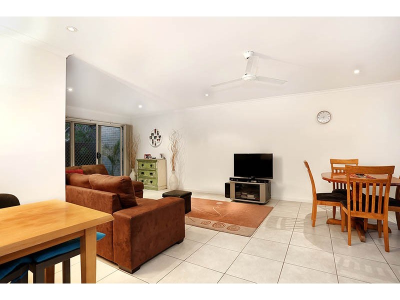 Unit 5/83 Beerwah Parade, Beerwah QLD 4519