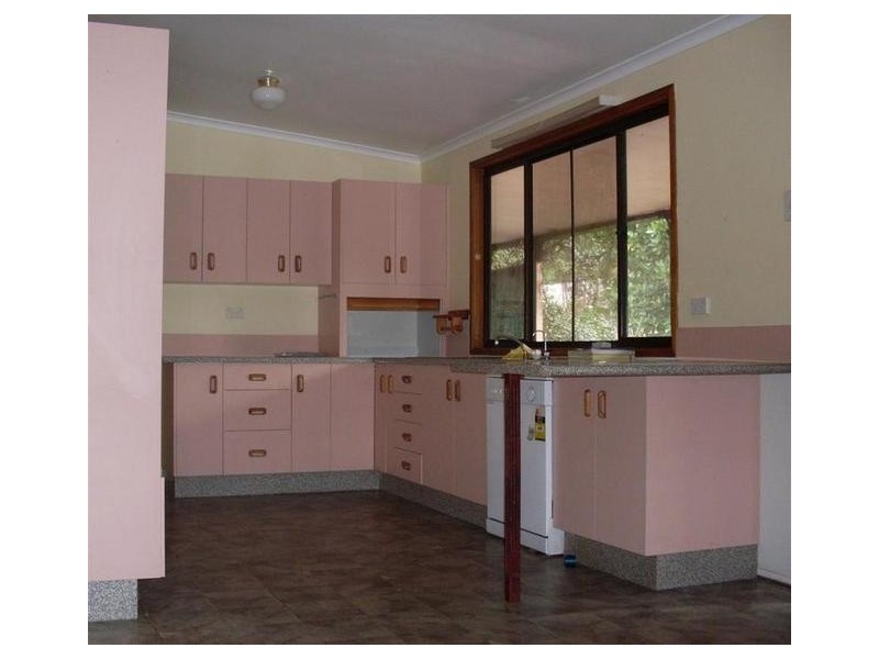 6 Sidha Road, Glass House Mountains QLD 4518