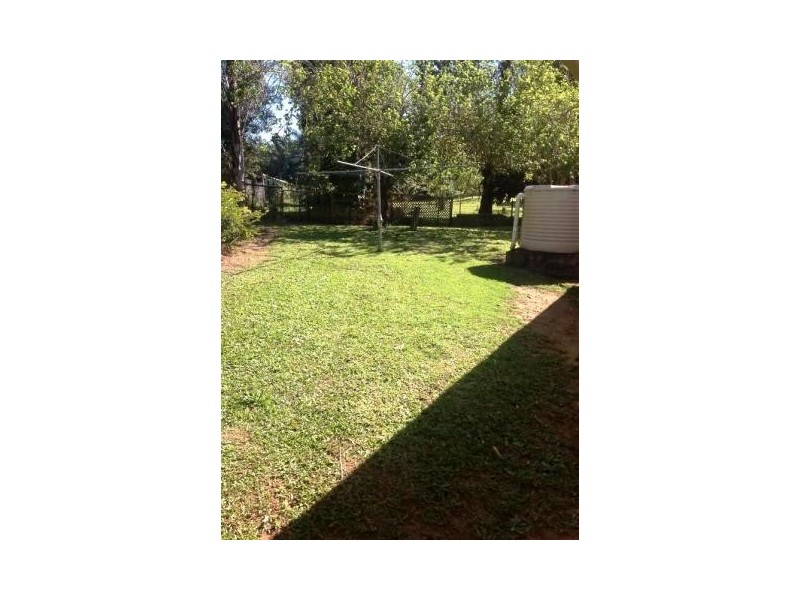 53 Railway Parade, Glass House Mountains QLD 4518