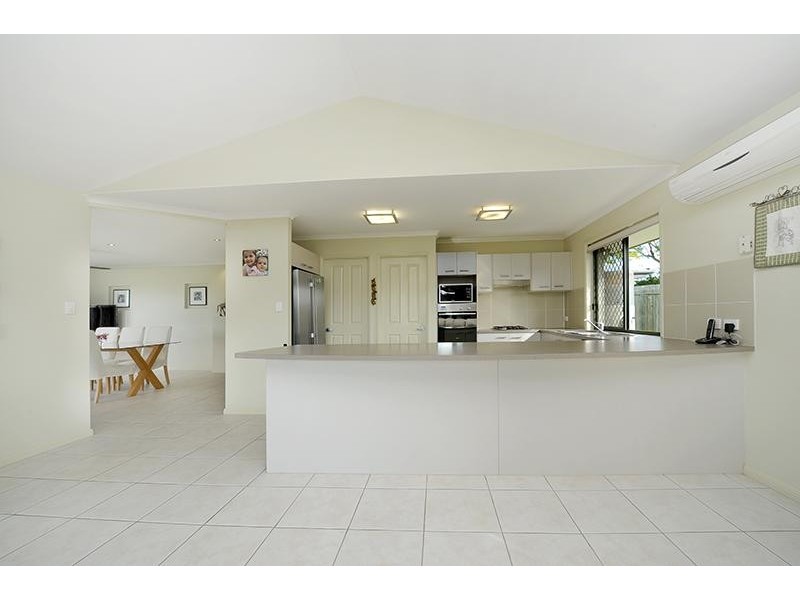 114 Pikes Road, Glass House Mountains QLD 4518