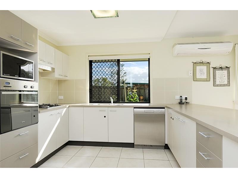 114 Pikes Road, Glass House Mountains QLD 4518