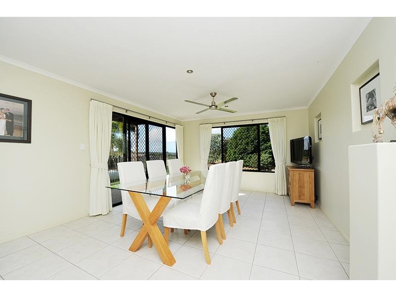 114 Pikes Road, Glass House Mountains QLD 4518