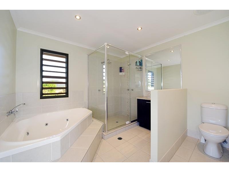 114 Pikes Road, Glass House Mountains QLD 4518