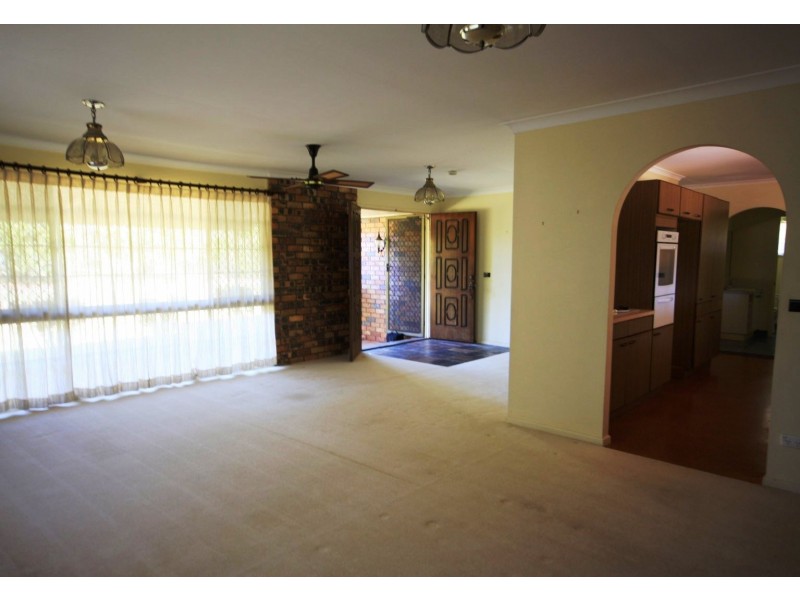 62 Pine Camp Road, Beerwah QLD 4519
