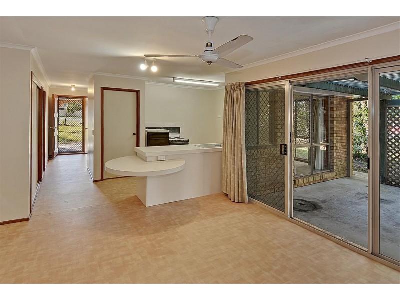 311 Peachester Road, Beerwah QLD 4519