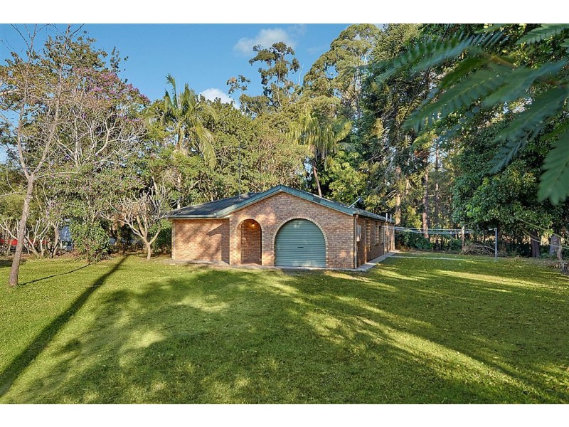 311 Peachester Road, Beerwah QLD 4519