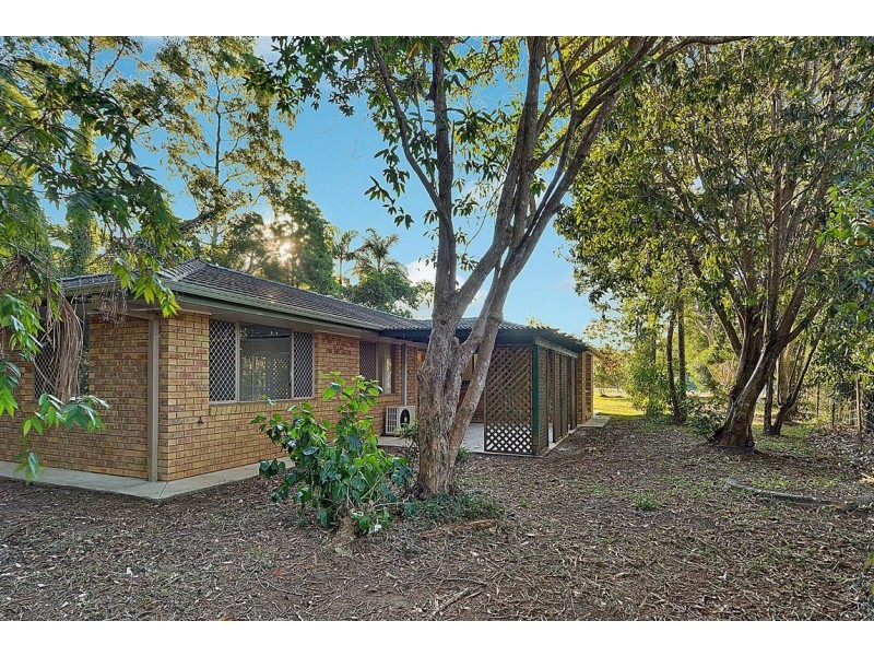 311 Peachester Road, Beerwah QLD 4519