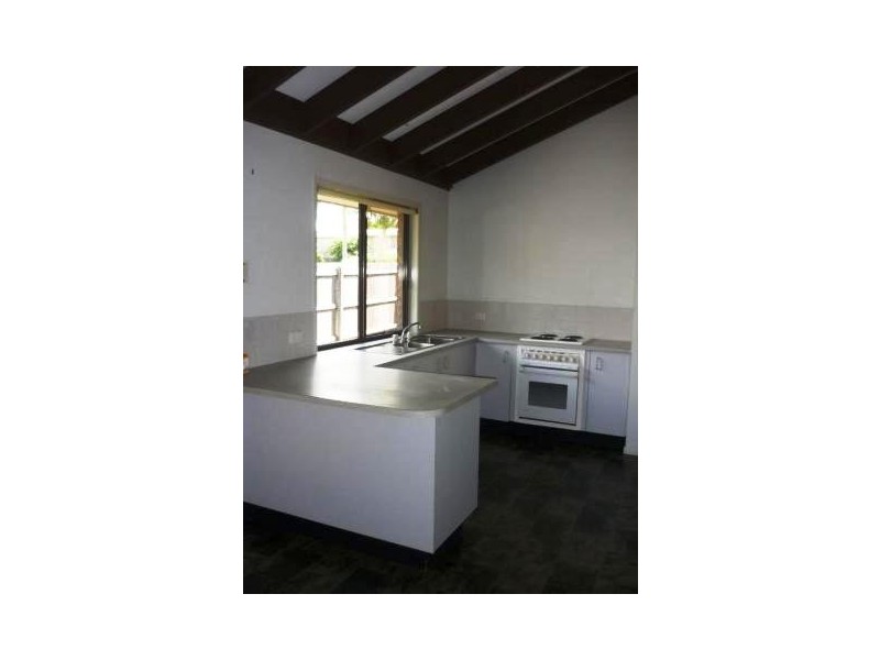 16 Chantilly Crescent, Beerwah QLD 4519