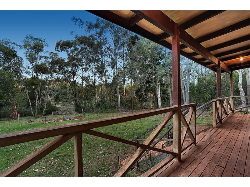 215 Commissioners Flat Road, Peachester QLD 4519