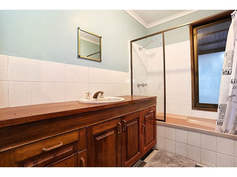 215 Commissioners Flat Road, Peachester QLD 4519