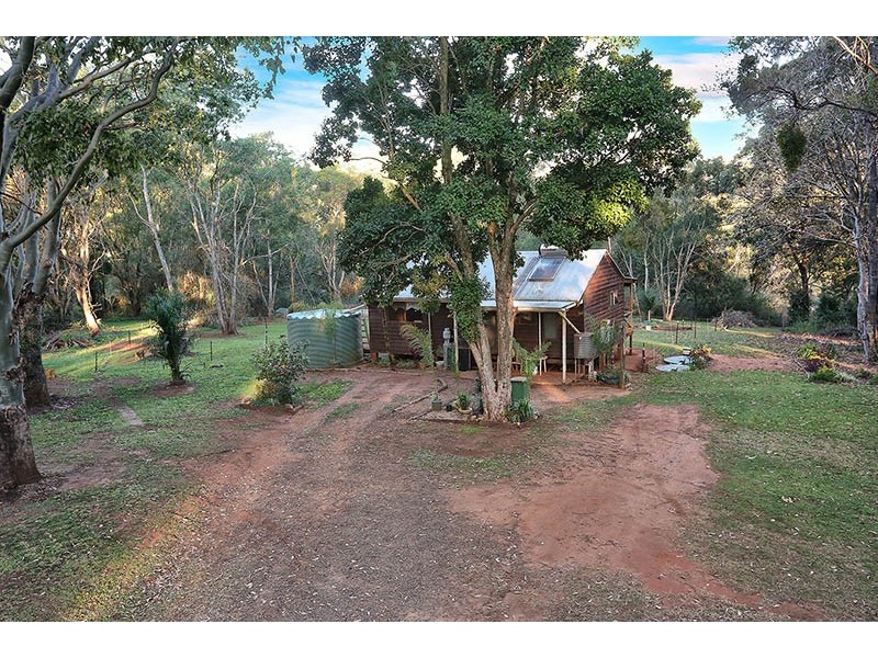 215 Commissioners Flat Road, Peachester QLD 4519