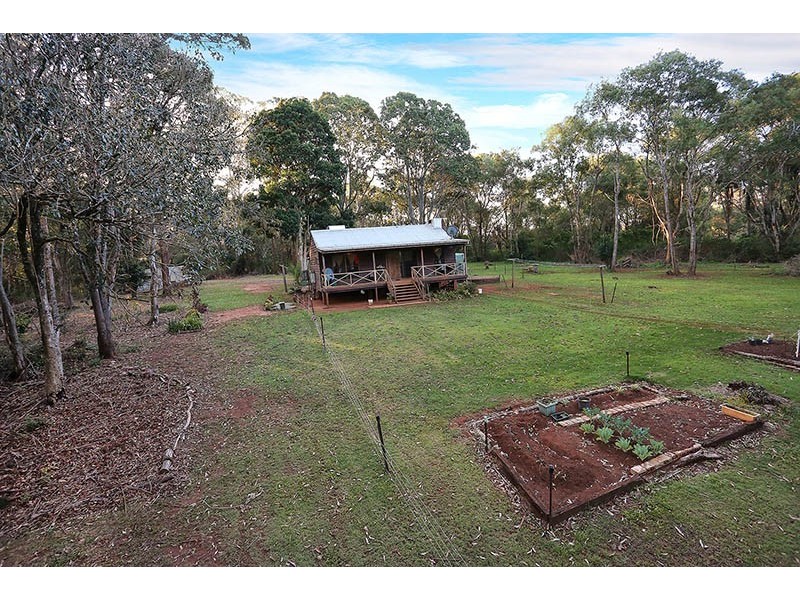 215 Commissioners Flat Road, Peachester QLD 4519