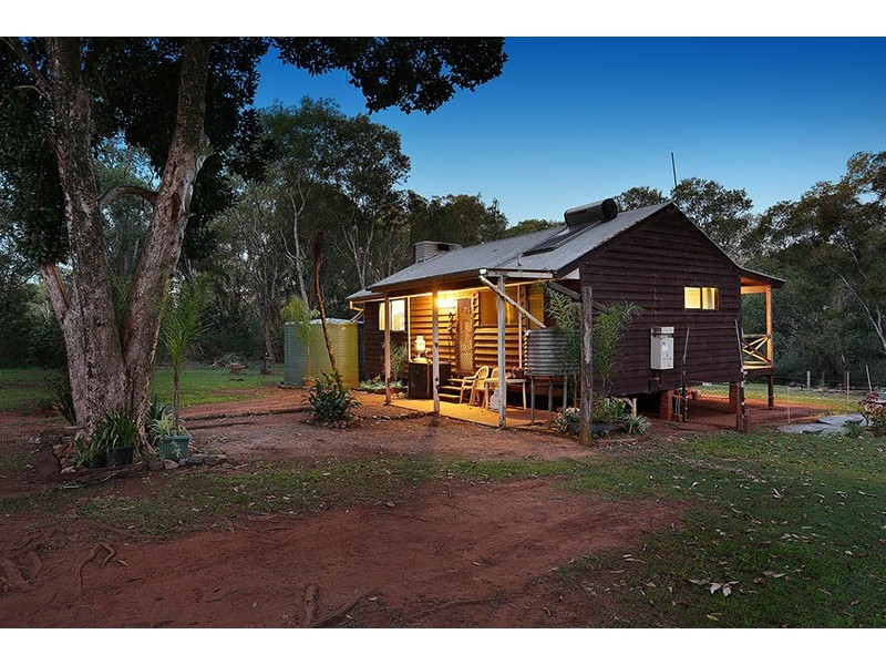 215 Commissioners Flat Road, Peachester QLD 4519
