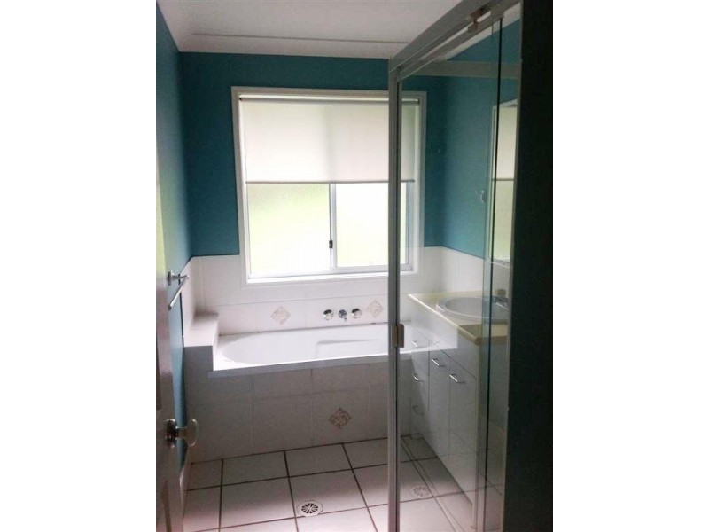 22 Tiverton Place, Landsborough QLD 4550