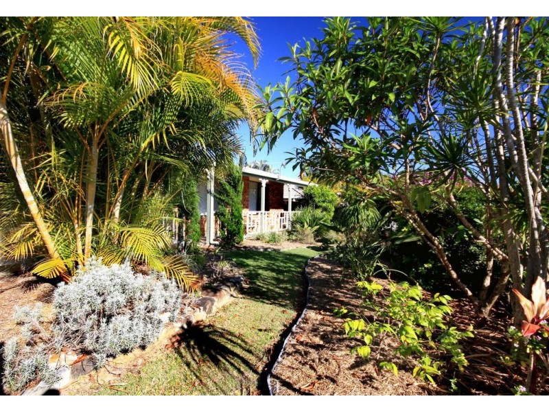 5 Chantilly Crescent, Beerwah QLD 4519