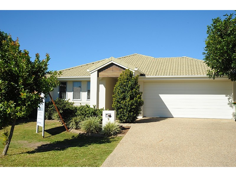 9 Red Ash Court, Beerwah QLD 4519