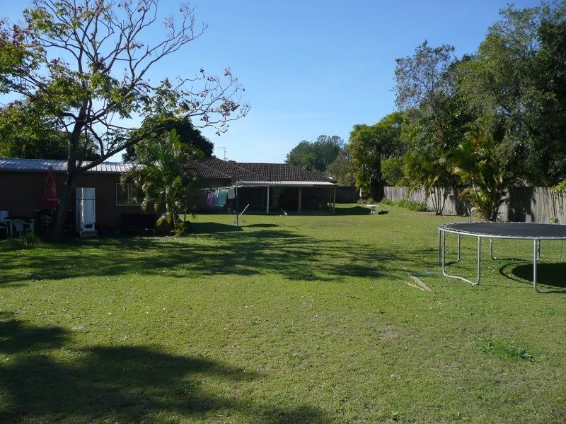 38 Montrose Street, Beerwah QLD 4519