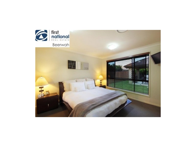 12 Crumpton Place, Beerwah QLD 4519