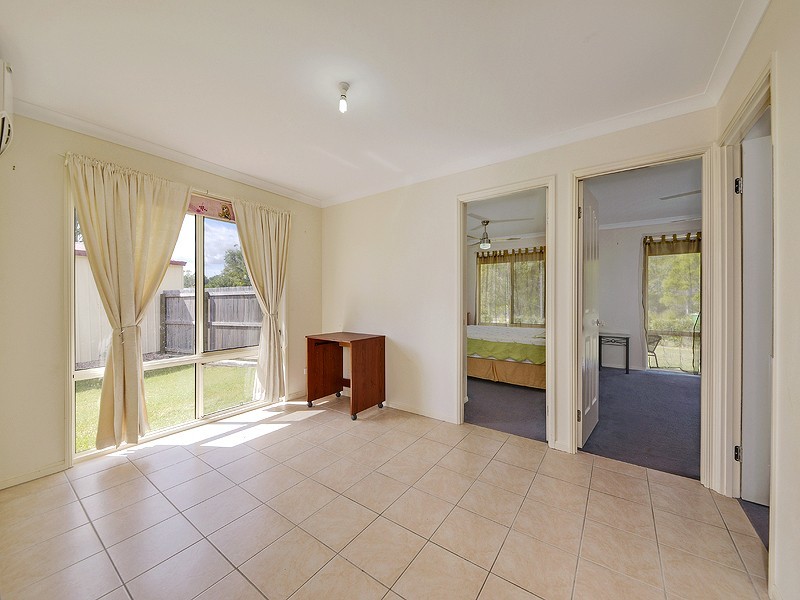 68 Allan Ave, Glass House Mountains QLD 4518