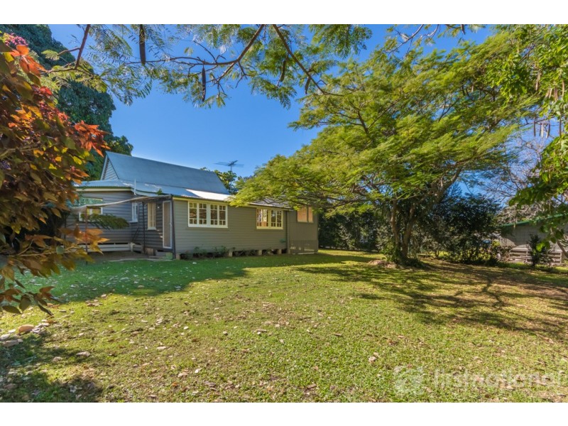 15 Pine Camp Road, Beerwah QLD 4519