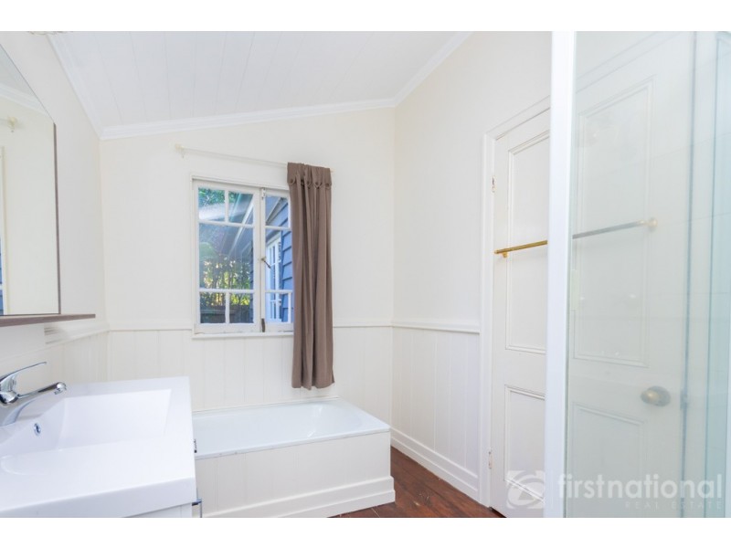 15 Pine Camp Road, Beerwah QLD 4519