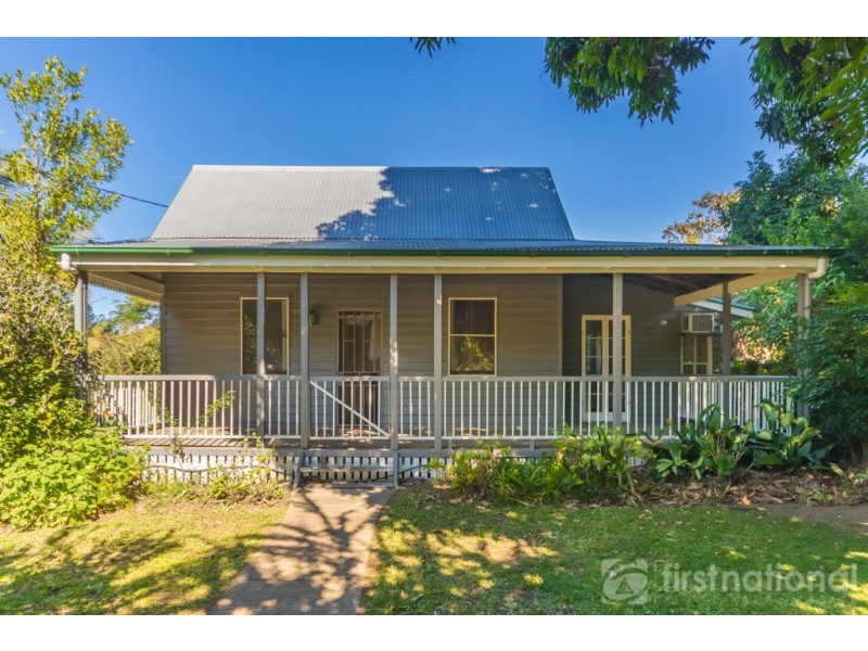 15 Pine Camp Road, Beerwah QLD 4519