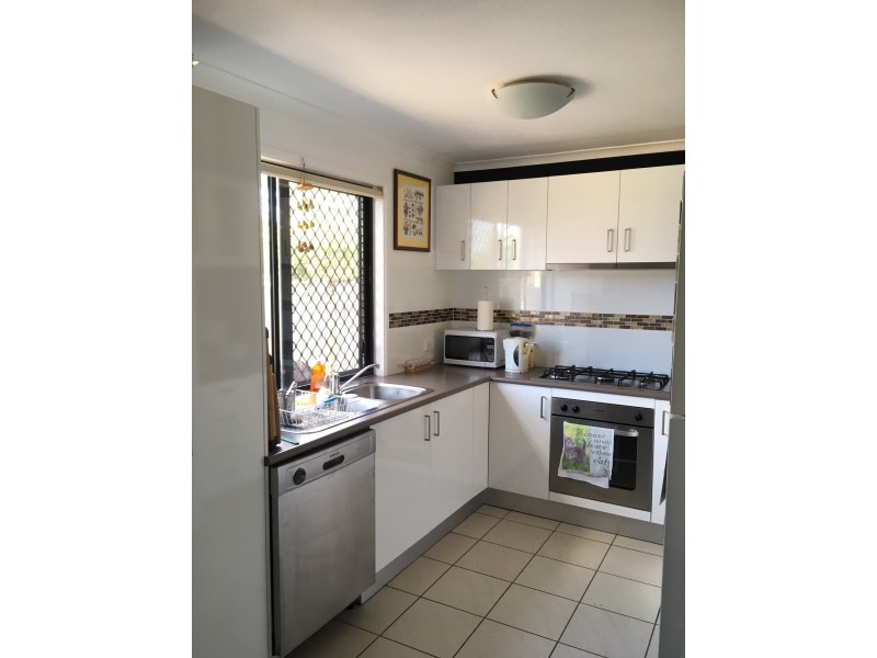 15/2A Swan Street, Beerwah QLD 4519