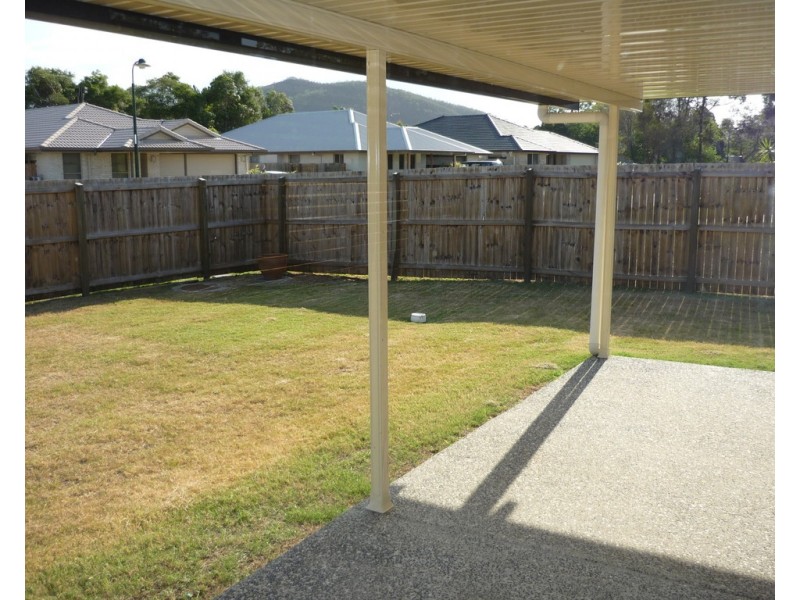 36 Heights Road, Beerwah QLD 4519