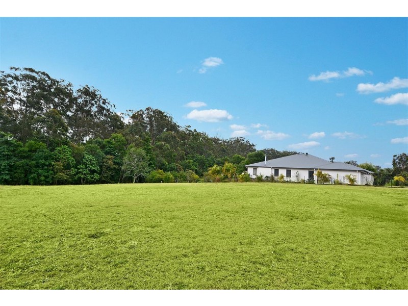 42 Otto Nothling Place, Beerwah QLD 4519