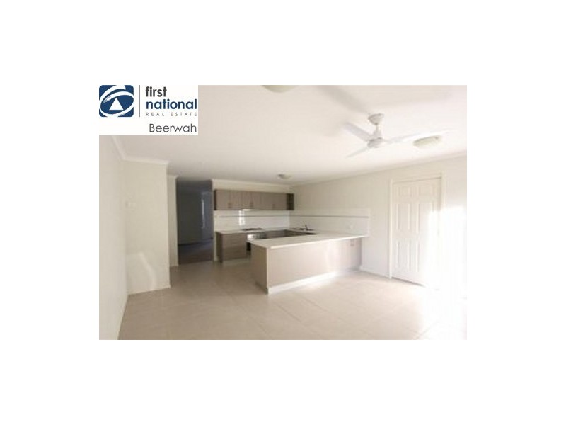 5/2A North Street, Beerwah QLD 4519
